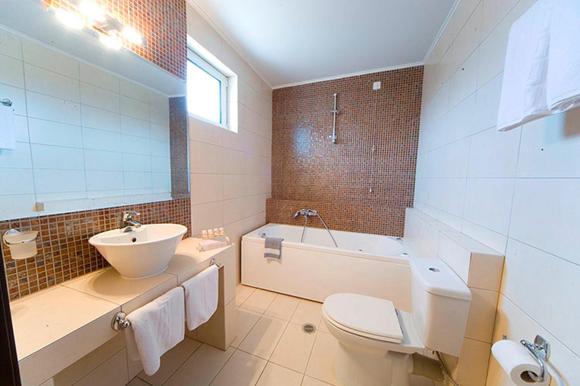 Hotel Astron Karditsa Ngoại thất bức ảnh