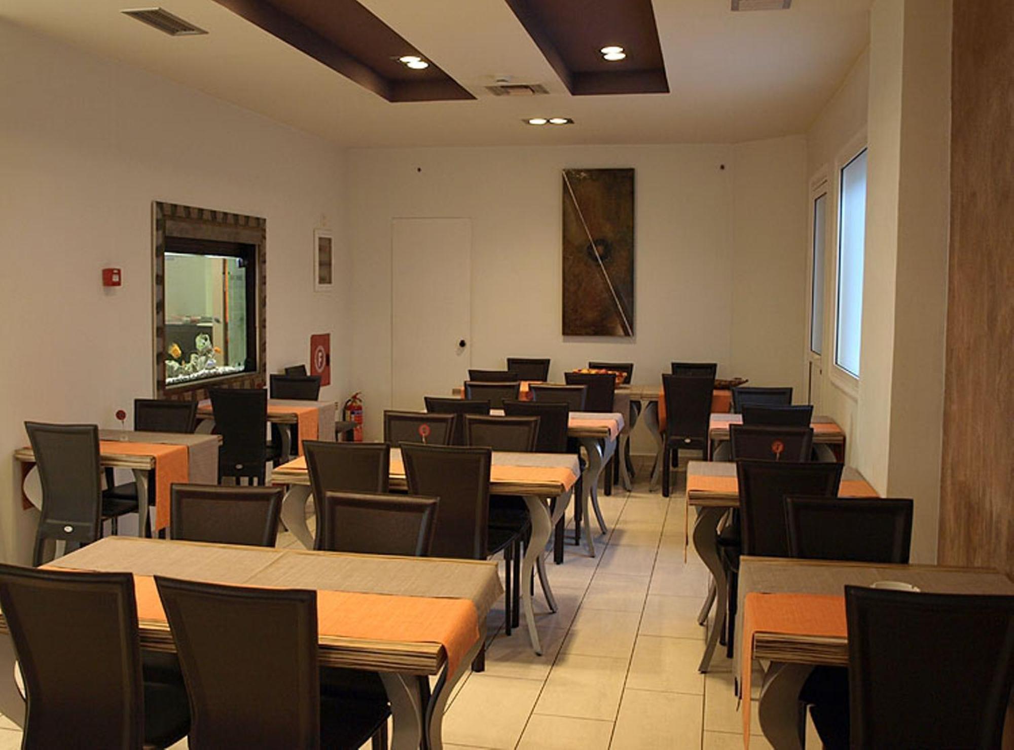 Hotel Astron Karditsa Ngoại thất bức ảnh