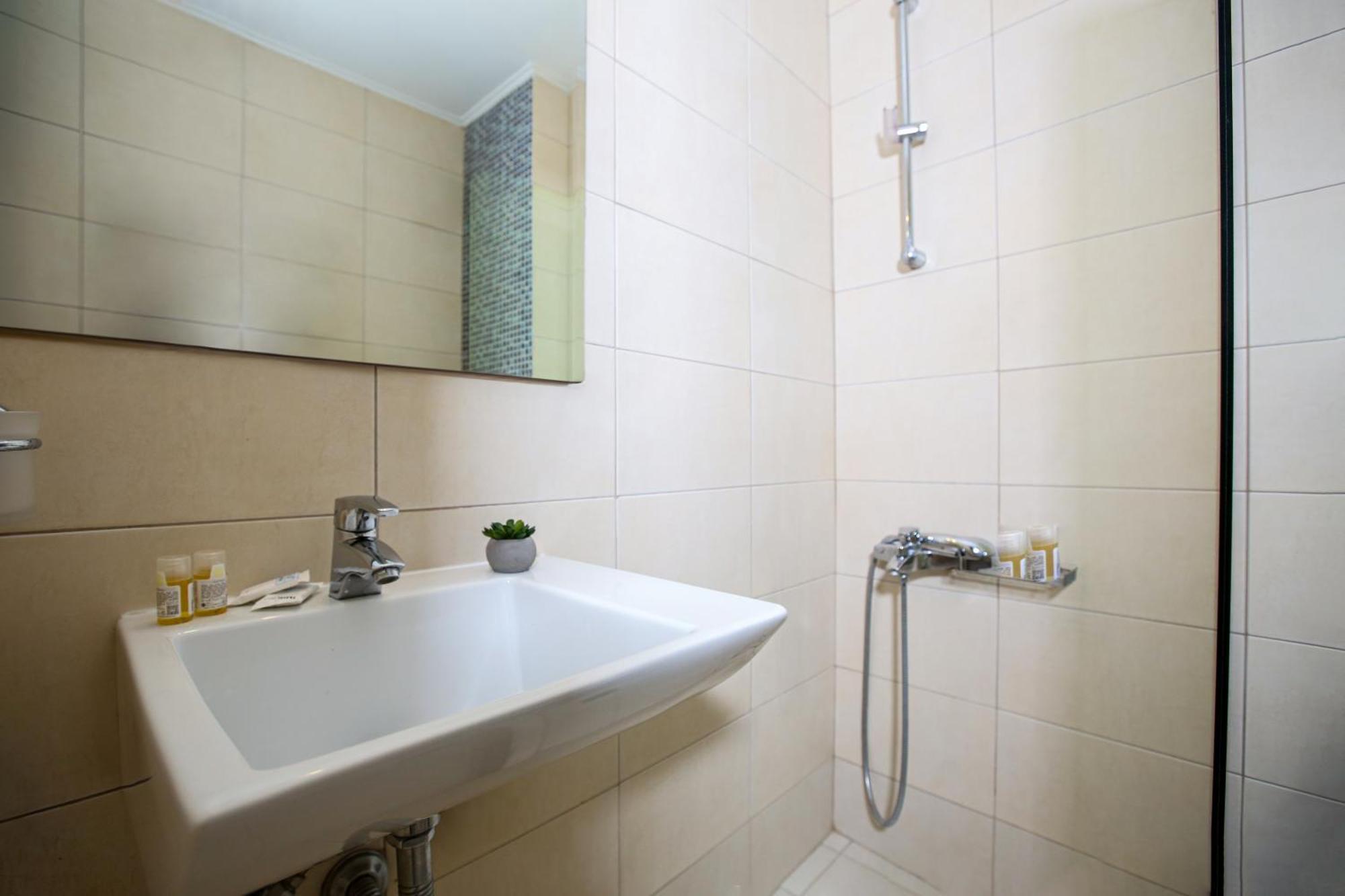 Hotel Astron Karditsa Ngoại thất bức ảnh
